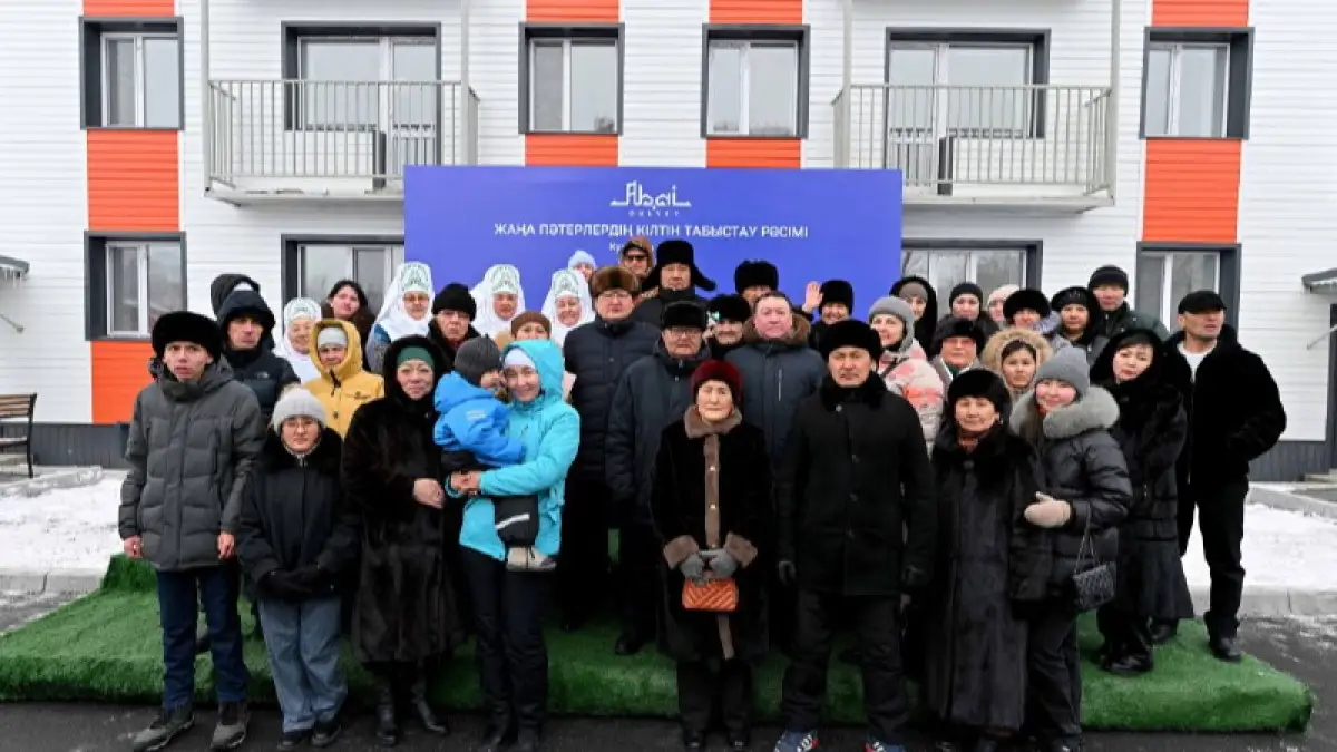 В городе Курчатов 22 семьи получили жилье