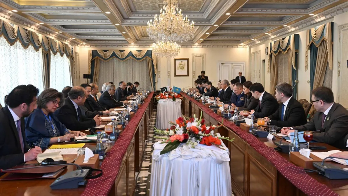 Шахбаз Шариф тепло приветствовал Президента Республики Казахстан в Исламабаде