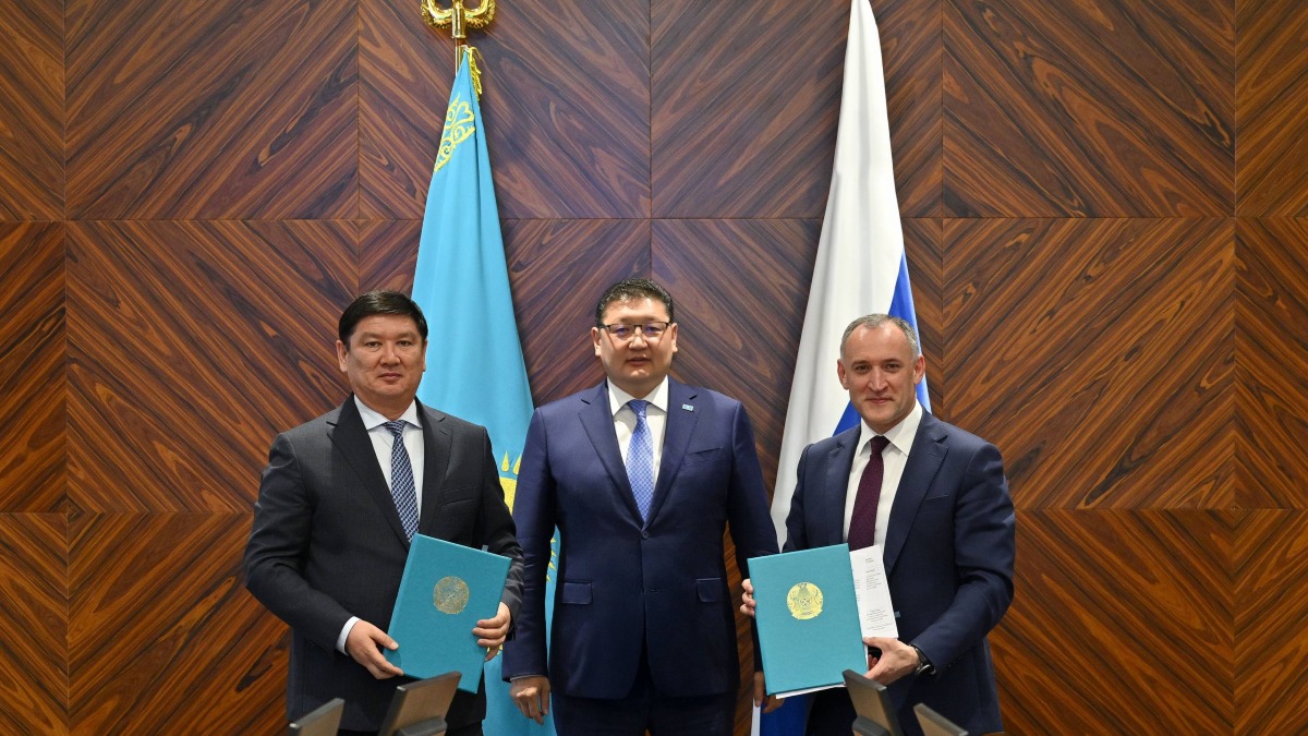 В область Абай прибыла делегация из Омской области