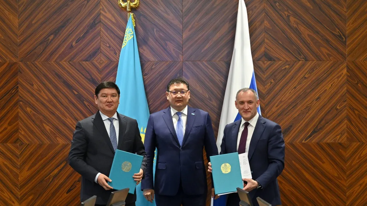 В область Абай прибыла делегация из Омской области