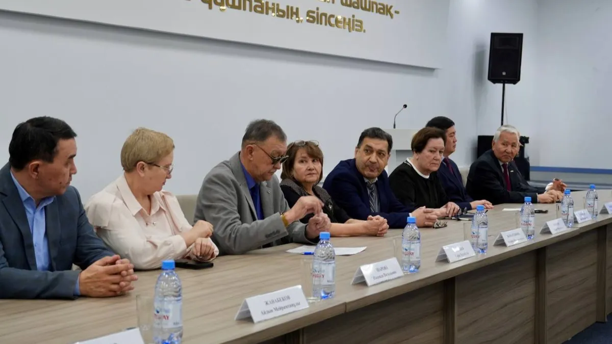 Проект новой Конституции обсудили члены Общественного совета области Абай