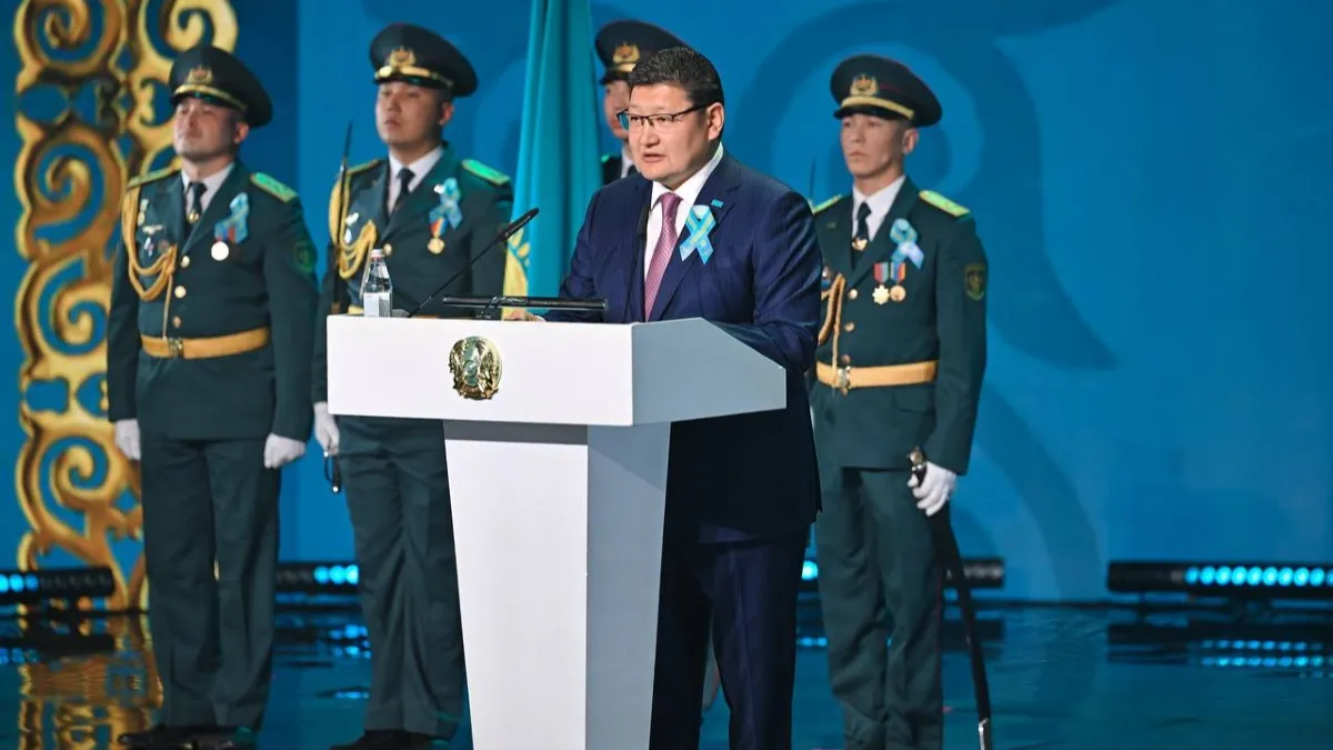 В области Абай прошёл торжественный вечер, посвящённый Дню защитника Отечества и 80-летию Великой Победы