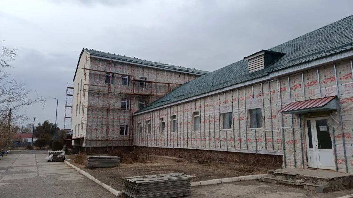 В Аксуатской районной больнице проводится капитальный ремонт