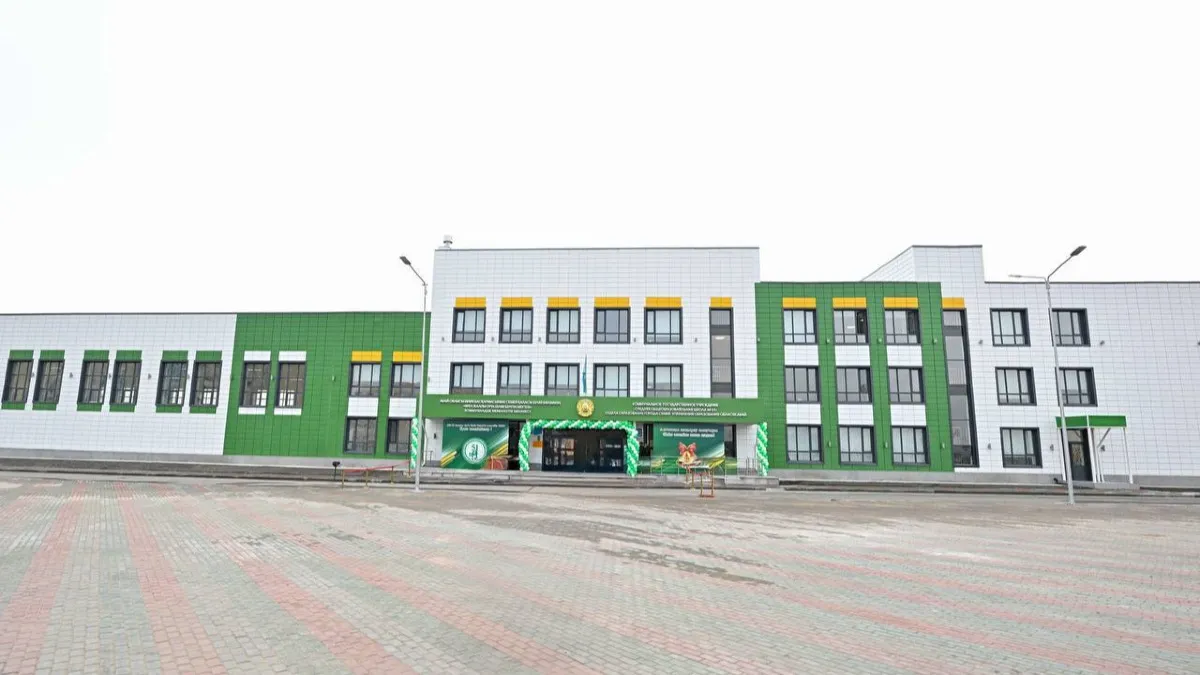 В микрорайоне Карагайлы в Семее введена в эксплуатацию школа на 1 200 мест 